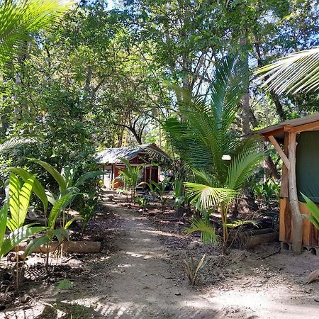 Fully Furnished Family Jungle Tent, Latino Glamping Paquera Εξωτερικό φωτογραφία