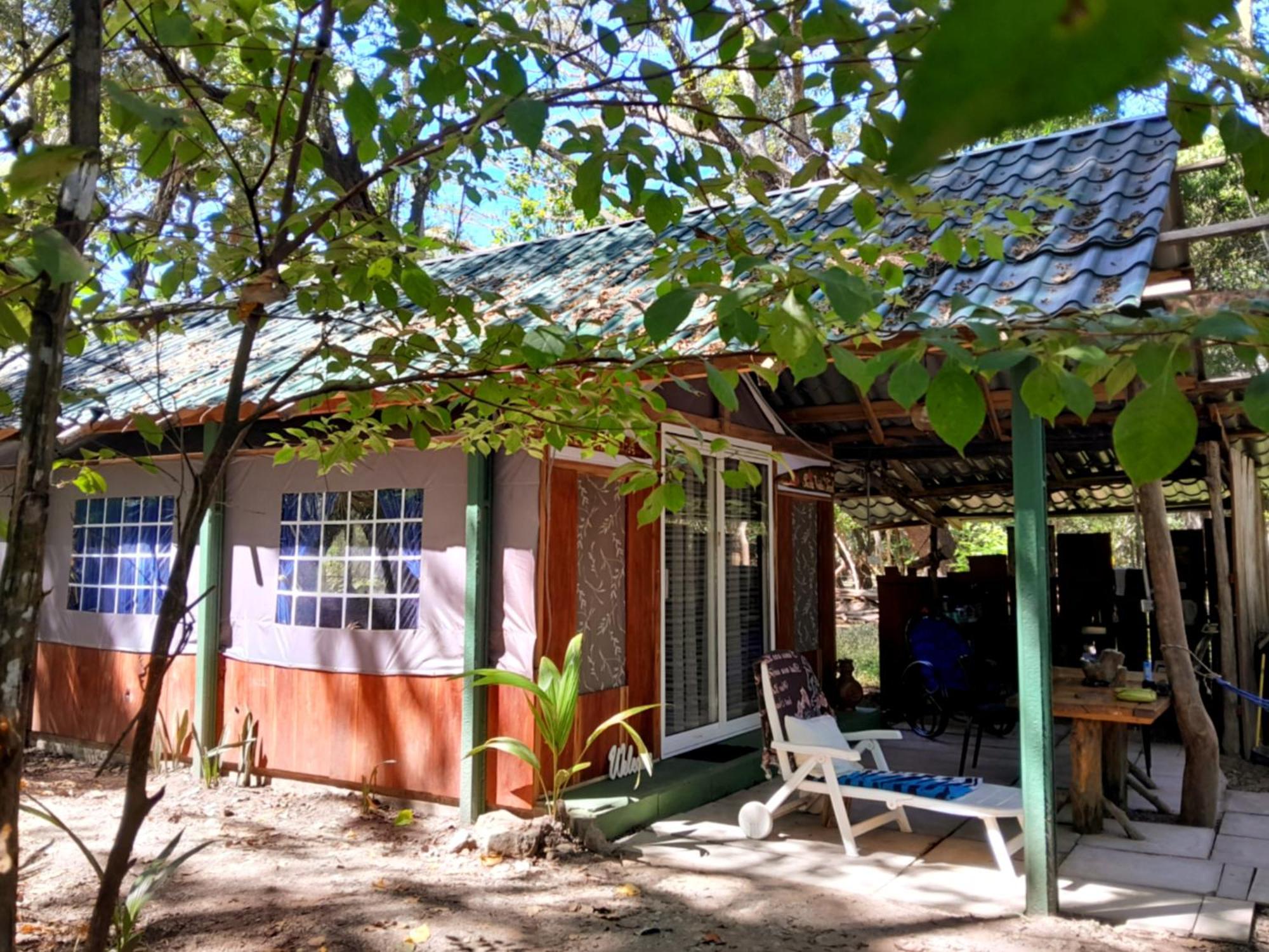 Fully Furnished Family Jungle Tent, Latino Glamping Paquera Εξωτερικό φωτογραφία